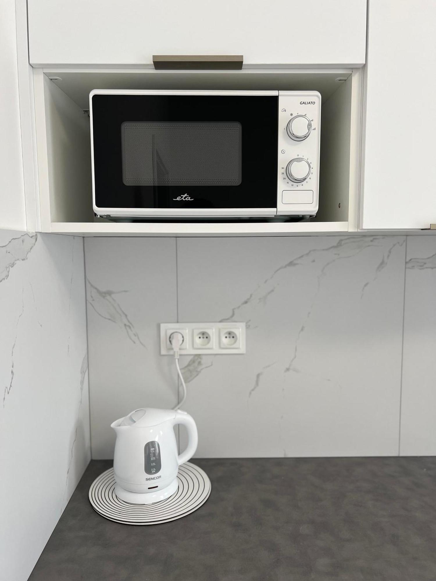 2 Moderne Apartmany 19 A 95 V Sukromi V Centre Mesta Turčianske Teplice Eksteriør billede