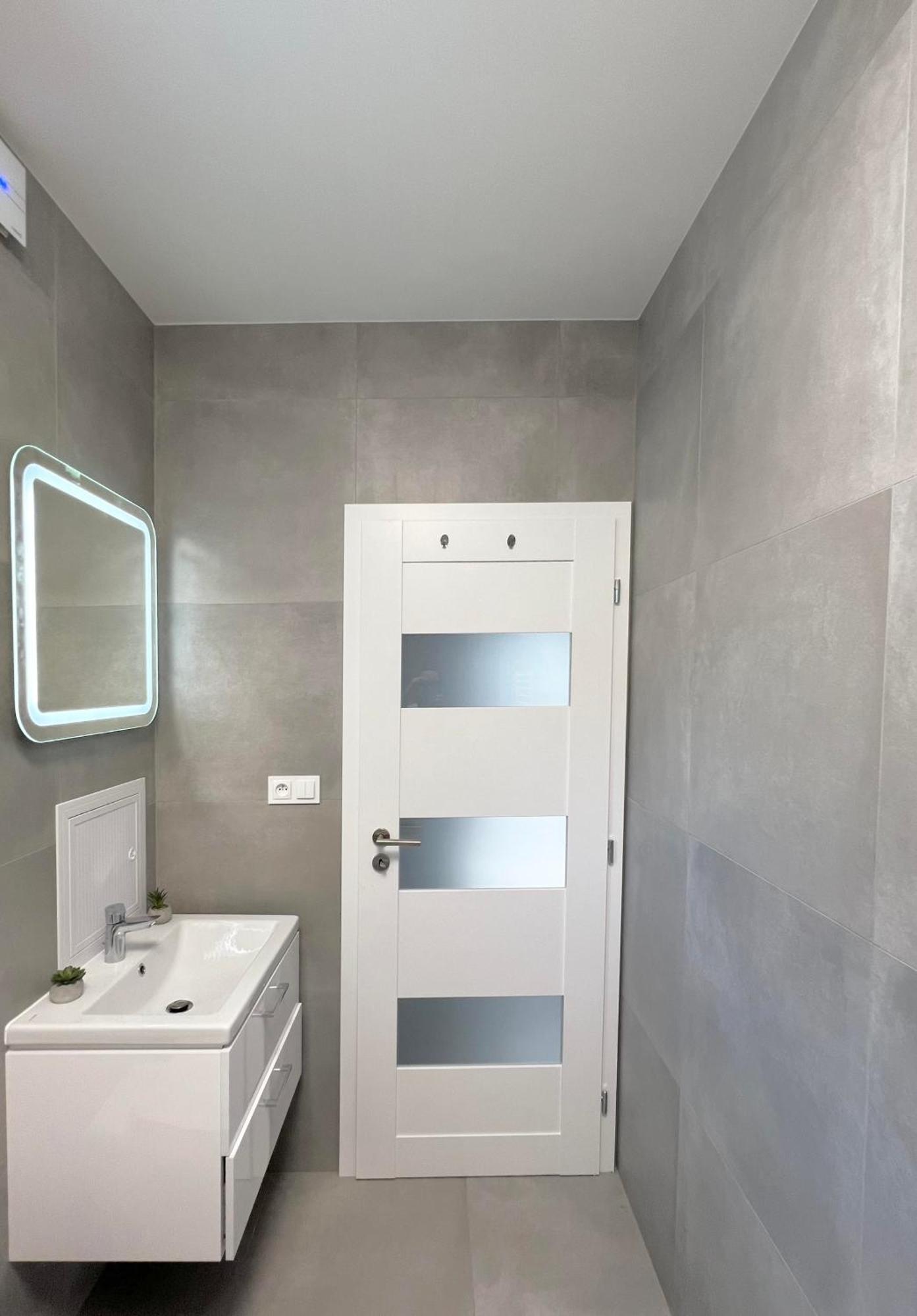 2 Moderne Apartmany 19 A 95 V Sukromi V Centre Mesta Turčianske Teplice Eksteriør billede